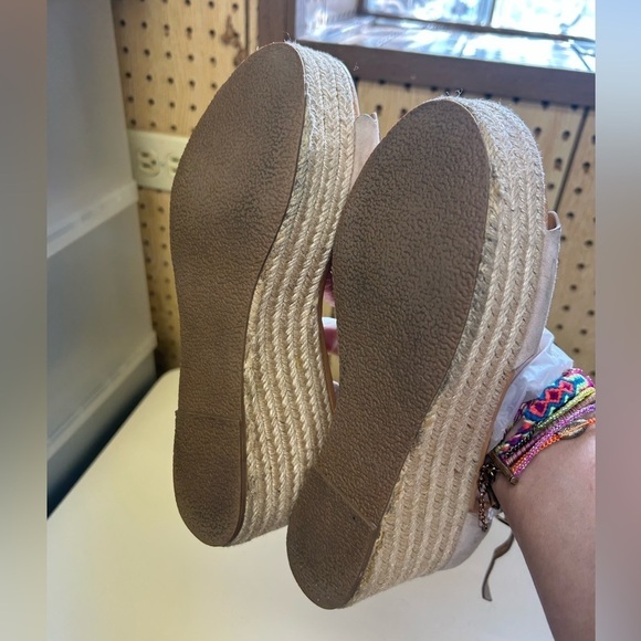 J.Crew Ivory Scalloped Espadrilles - Picture 4 of 5